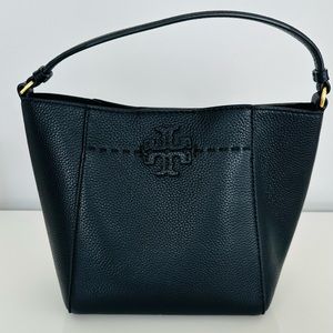 Tory Burch Small McGraw Bucket Bag in Black